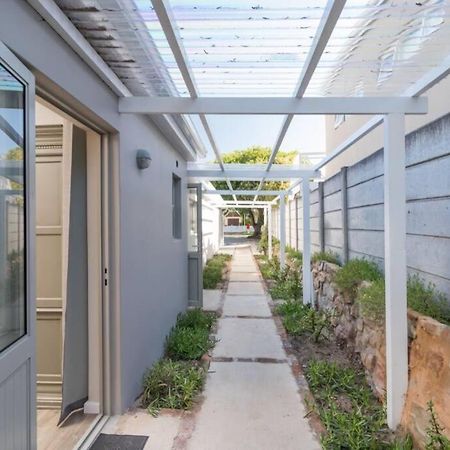 Ebb Apartment นิสนา ภายนอก รูปภาพ